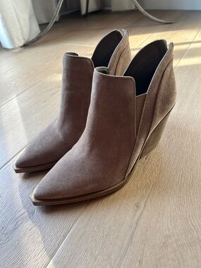 Vince Camuto Taupe Suede Pointed-Toe Ankle Booties